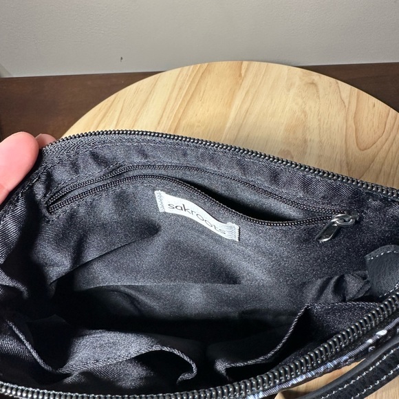 Sakroots Crossbody Bag Purse - Picture 3 of 3
